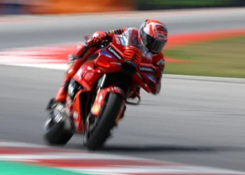 Márquez à Beira da História: Não perca nada na luta pelo Nono Título de MotoGP no Japão! –  Horários Completos