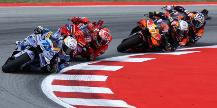 Álex Márquez triunfa numa corrida emocionante em Barcelona e transforma frustração em vitória!