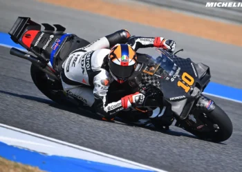 Confronto no MotoGP: Luca Marini Revela a Verdade Sobre os Caminhos Divergentes de Yamaha e Honda Rumo ao Sucesso