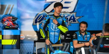 Ai Ogura Enfrenta Pressão e Dúvidas Físicas Antes da Estreia Emocionante no MotoGP em Casa no Japão