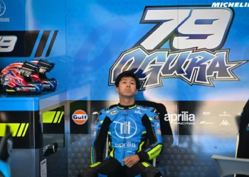 O regresso crucial de Ai Ogura: poderá o rookie da Aprilia conquistar Barcelona e relançar a sua época?
