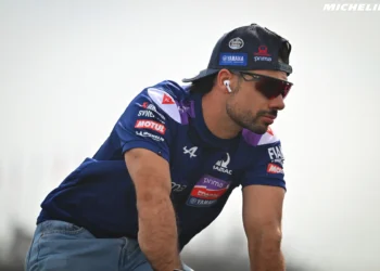 Miguel Oliveira prestes a deixar a MotoGP pela BMW: novo capítulo ousado ou risco para a carreira?