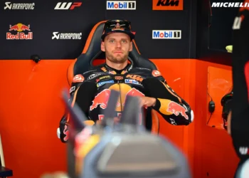 Brad Binder quebra recordes nos treinos do MotoGP em Barcelona com estratégia revolucionária!
