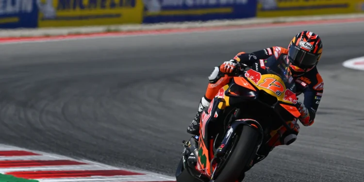Maverick Viñales desafia lesão e soma pontos no emocionante regresso ao GP de Barcelona!