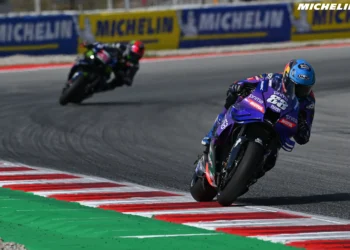 Miguel Oliveira fecha no top-10 na Sprint da Catalunha; tirando partido das várias quedas