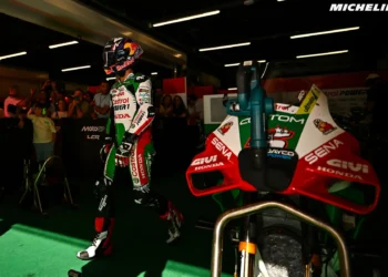 Queda dolorosa de Johann Zarco trava forte recuperação no GP da Catalunha!