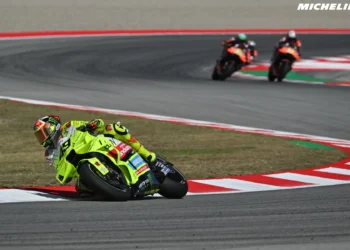 Sprint brilhante de Fabio Di Giannantonio: Ducati em apuros enquanto a Yamaha acelera em Barcelona!