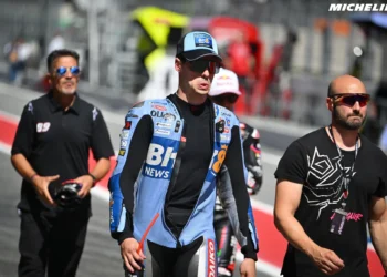 Fermín Aldeguer enfrenta penalização polémica após choque com Marco Bezzecchi no GP da Catalunha