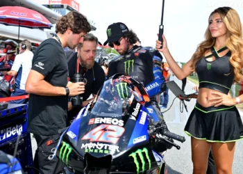 Álex Rins ergue-se dos destroços de Montmeló: a determinada busca da Yamaha pela melhoria de performance