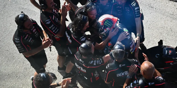 Marco Bezzecchi Supera Expectativas e Conquista a Segunda Pole Position no Emocionante MotoGP de San Marino!