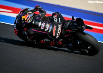 Jorge Martín enfrenta desafio gigante enquanto rival da Aprilia, Marco Bezzecchi, domina em pista
