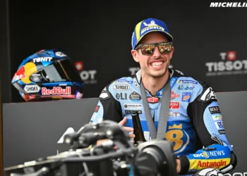 Álex Márquez Garante Ducati de Fábrica em 2026 e Deixa VR46 de Rossi Para Trás!