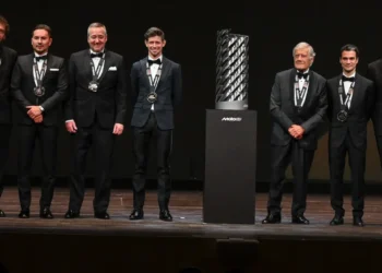 MotoGP inaugura Hall of Fame em Rimini: Rossi, Agostini, Stoner e outras lendas em destaque