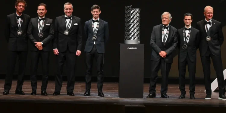 MotoGP inaugura Hall of Fame em Rimini: Rossi, Agostini, Stoner e outras lendas em destaque