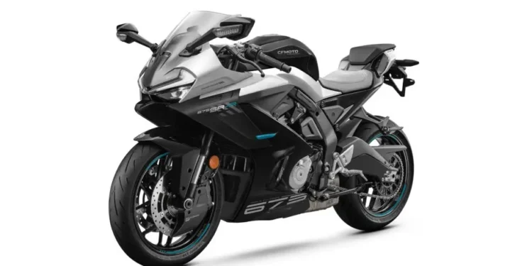 CFMoto prepara desportiva elétrica inovadora com baterias integradas no chassis