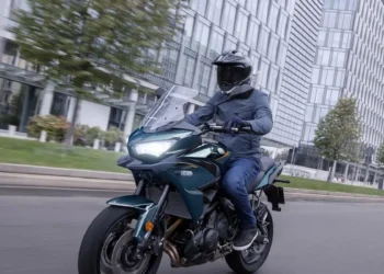 Kawasaki Versys 650 2026: a companheira ideal para todas as distâncias