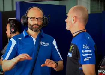 A Aposta de Alto Risco da Yamaha: Conseguirá Bartolini Superar a Falta de Potência e o Caos Regulamentar?