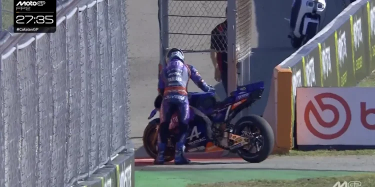 VIDEO – Joan Mir quebra recordes no MotoGP da Catalunha e domina os treinos livres antes de uma qualificação, Miguel Oliveira com problemas na sua moto não foi além do 18º tempo