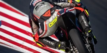 Loucura em Moto3 em Misano: David Muñoz Impõe o Ritmo com 16 Pilotos Separados por Milésimos!