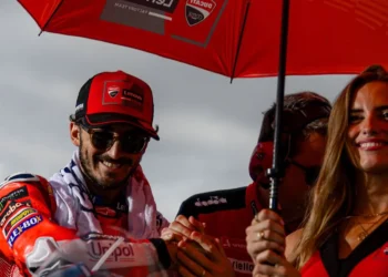 O Regresso Dramático de Pecco Bagnaia: Bater no Fundo Pode Reacender o Espírito de Campeão?