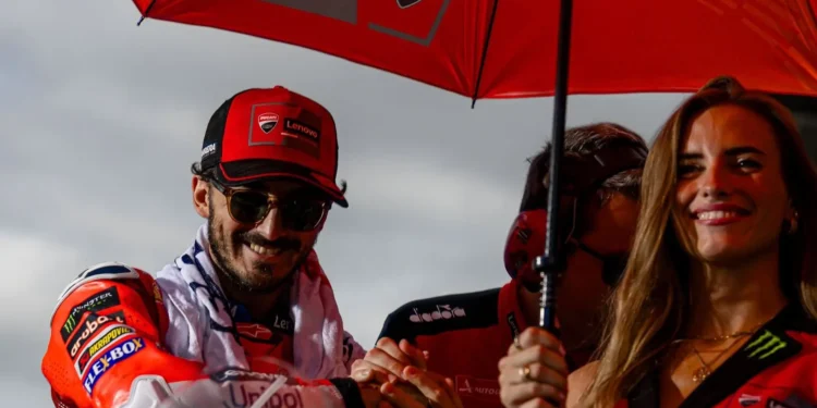 O Regresso Dramático de Pecco Bagnaia: Bater no Fundo Pode Reacender o Espírito de Campeão?