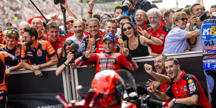 Marc Márquez perdoa o irmão Álex por acabar com sequência de 15 vitórias: “Se alguém tinha de me vencer, ainda bem que foi ele”