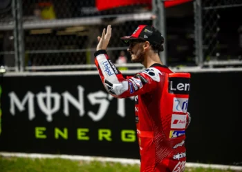 O futuro de Pecco Bagnaia na Ducati em risco: previsões para 2027 deixam os adeptos sem fôlego!