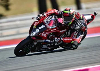 Gregg Black Bate Recorde e Leva a Suzuki à Pole Provisória na Emocionante Qualificação do Bol d’Or 2025!