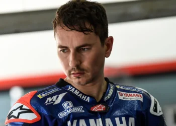 A Rivalidade Implacável: Lorenzo Analisa o Impacto de Rossi e Márquez no Futuro do MotoGP