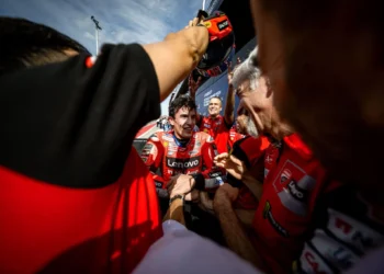 Triunfo Histórico de Marc Márquez: Estará à Beira de se Tornar a Maior Lenda do MotoGP?