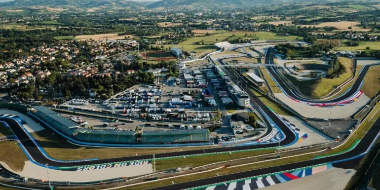 Misano garante futuro emocionante no MotoGP até 2031: Uma nova era começa!