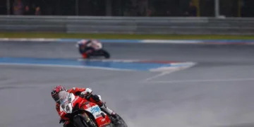 Scott Redding Protagoniza um Regresso Emocionante Para Vencer a Corrida 3 em Assen no BSB!
