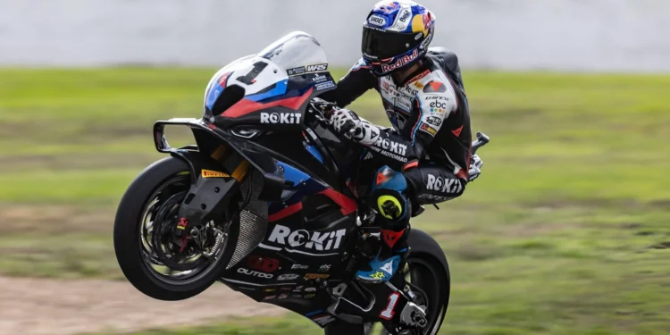 Toprak Razgatlioglu quebra recordes com a quinta pole position no WorldSBK em França!