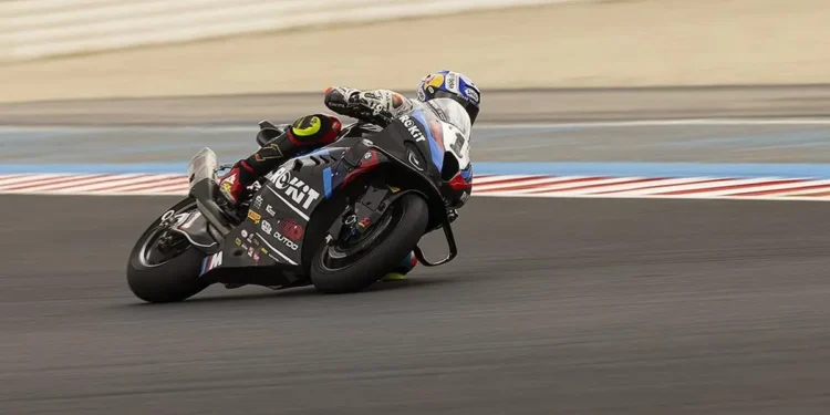 Toprak Razgatlioglu domina a Superpole em Magny-Cours e deixa os rivais a comer pó!