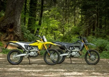 Novidades da Suzuki no Salone Auto Torino deste ano: DR-Z4S e a DR-Z4SM em estreia