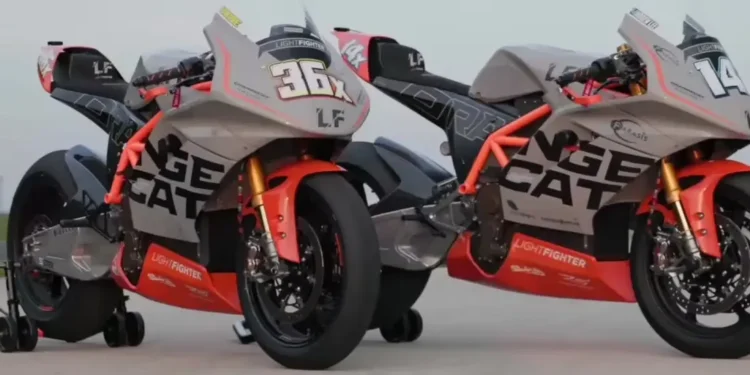 Conheça a Lightfighter: A ousadia em motos elétricas de competição