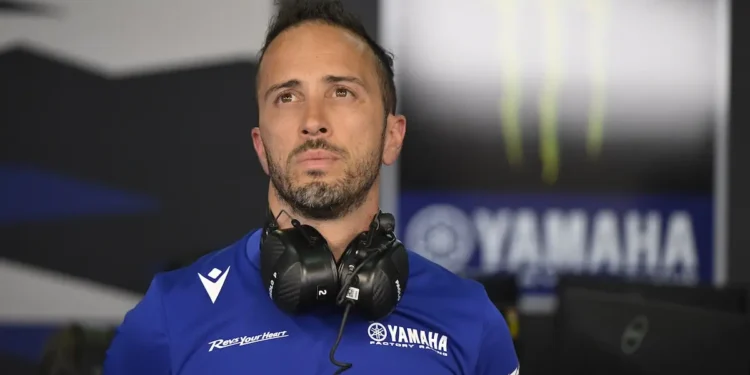 Dovizioso revela a revolucionária V4 da Yamaha: um marco para o futuro da MotoGP!
