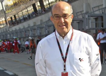 CEO do MotoGP Garante: Não Há Planos para Travar o dominio de Márquez Apesar das Críticas Crescentes