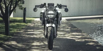 KTM prepara-se para revelar nova Hyper Naked de 189cv