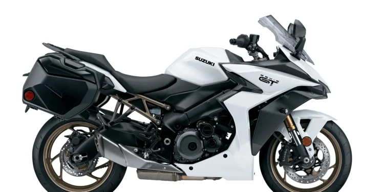 Suzuki GSX-S1000GT+ 2026: performance desportiva e conforto de turismo de luxo