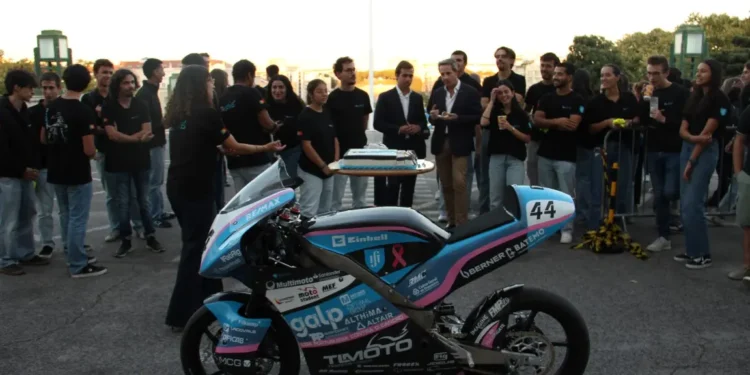 Núcleo TLMoto do Instituto Superior Técnico de Lisboa inova com novo protótipo TLM05e, e com vertente social