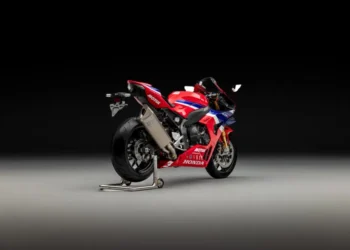 Honda CBR1000RR-R Fireblade SP Dean Harrison Replica: apenas 12 unidades exclusivas