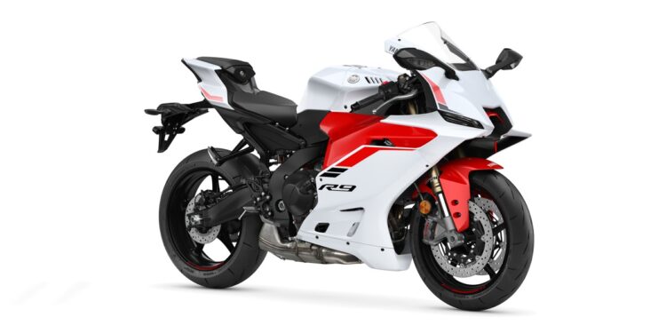 Yamaha anuncia ‘YZF-R9 ABS’ renovada: O «Conceito Crossplane» que olha para o passado das superdesportivas da marca