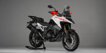 TRK 602 X renova a entrada da Benelli no universo crossover