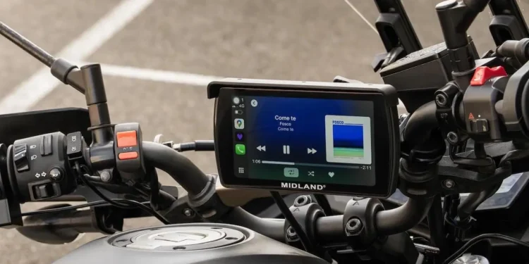 BikePlay Pro da Midland: Um novo ecrã que transforma o smartphone no centro da condução