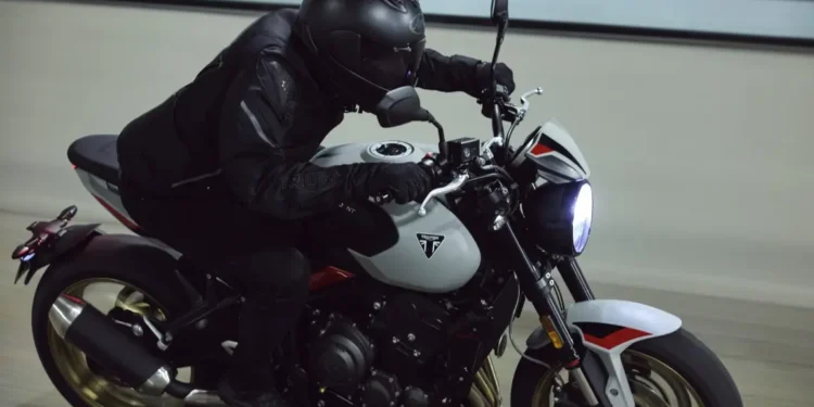 Galeria Triumph Trident 800: Uma nova geração de potência, agilidade e tecnologia