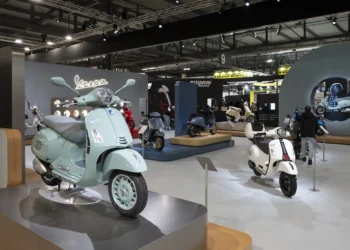 Vespa celebra 80 anos com série especial e grande festa