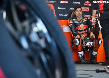 Maverick Viñales junta-se à família Lorenzo para 2026: poderá esta decisão relançar a sua carreira?
