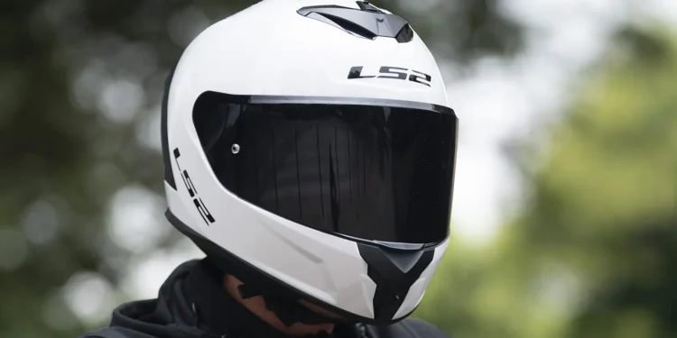 LS2 Rapid III chega renovado e torna-se mais aerodinâmico e leve