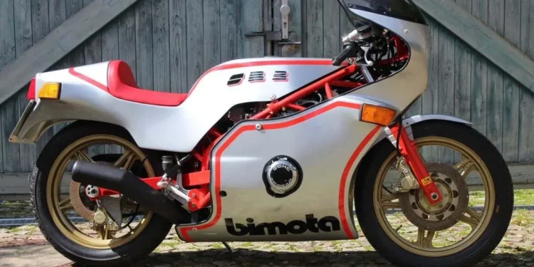Bimota SB3: Uma cápsula do tempo italiana vendida por 18 888 euros após leilão histórico